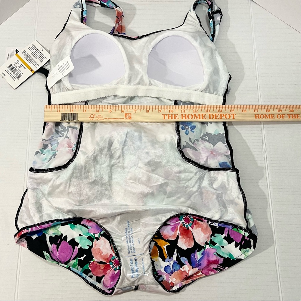 NWT Maxine of Hollywood One-Piece Swim Dress Skirt Floral Tummy Control 16W - Picture 9 of 14